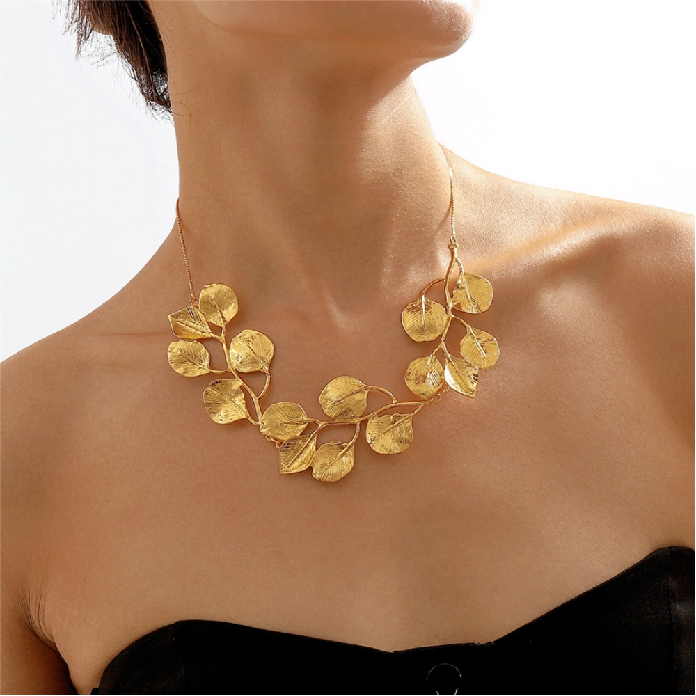 Exaggerated Leaf Pendant Choker Necklace for Women Vintage Adjustable Box Chain Collares Grunge Jewelry Steampunk Men Exaggerated Leaf Pendant Choker Necklace for Women Vintage Adjustable Box Chain Collares Grunge Jewelry Steampunk Men
